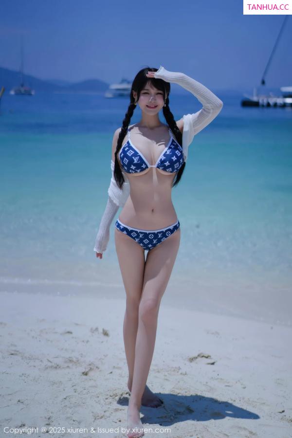   [XiuRen]高清写真图 2025.08.28 No.10699 心上可Flora 蓝色尾巴第8张图片